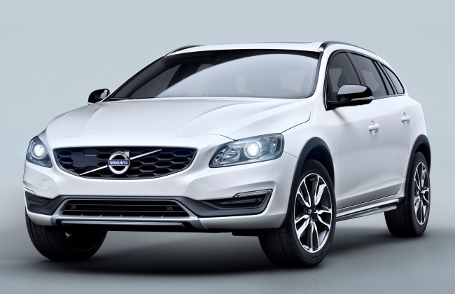 volvo_v60cc_1.jpg
